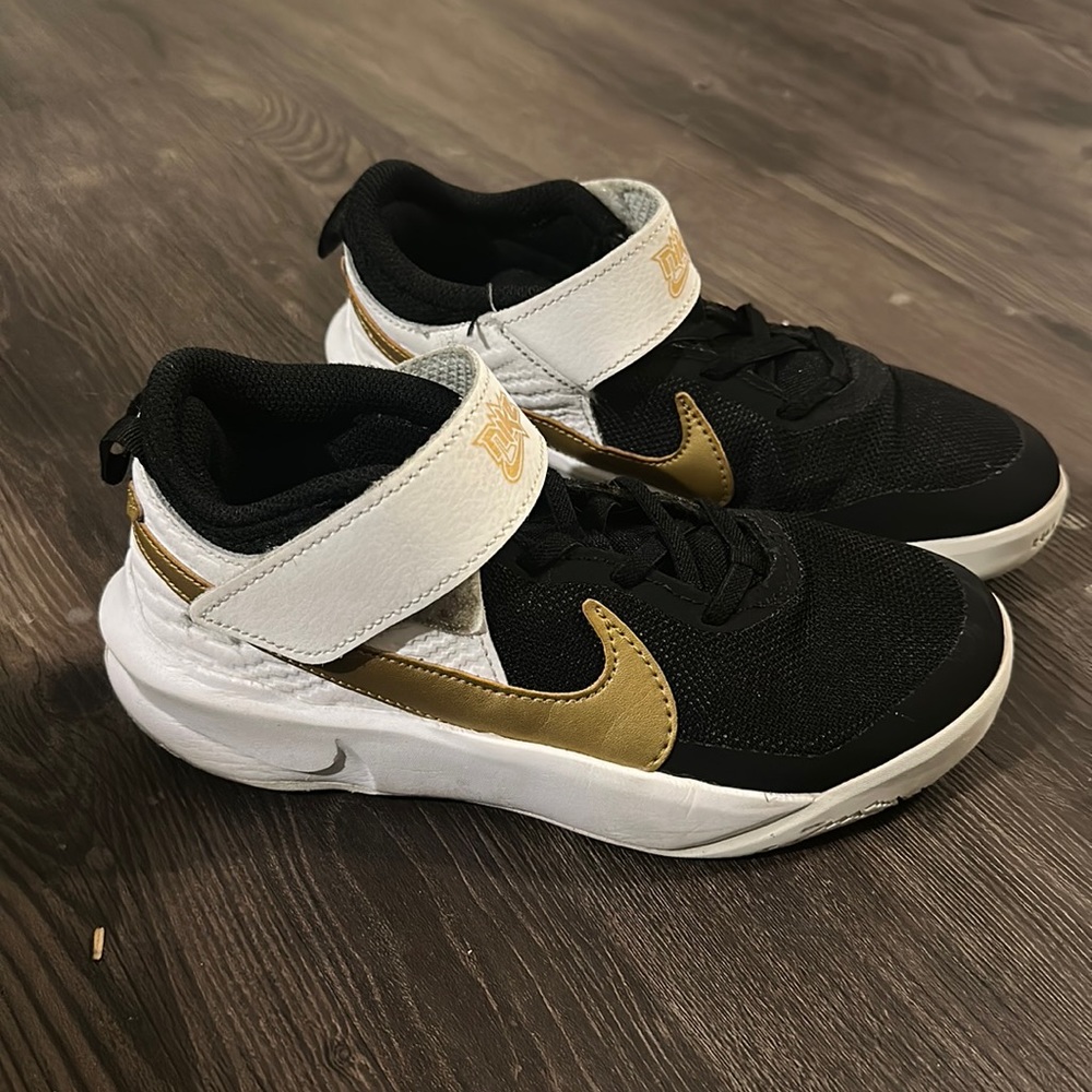 Nike shoes